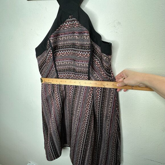 BCBG Generation Criss Cross Fit & Flare MultiColor Jacquard Halter Mini Dress 12 - Picture 13 of 15